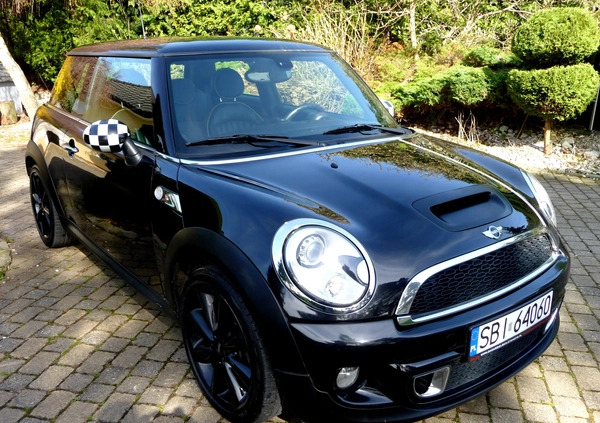 MINI Cooper cena 34900 przebieg: 143000, rok produkcji 2011 z Stęszew małe 742